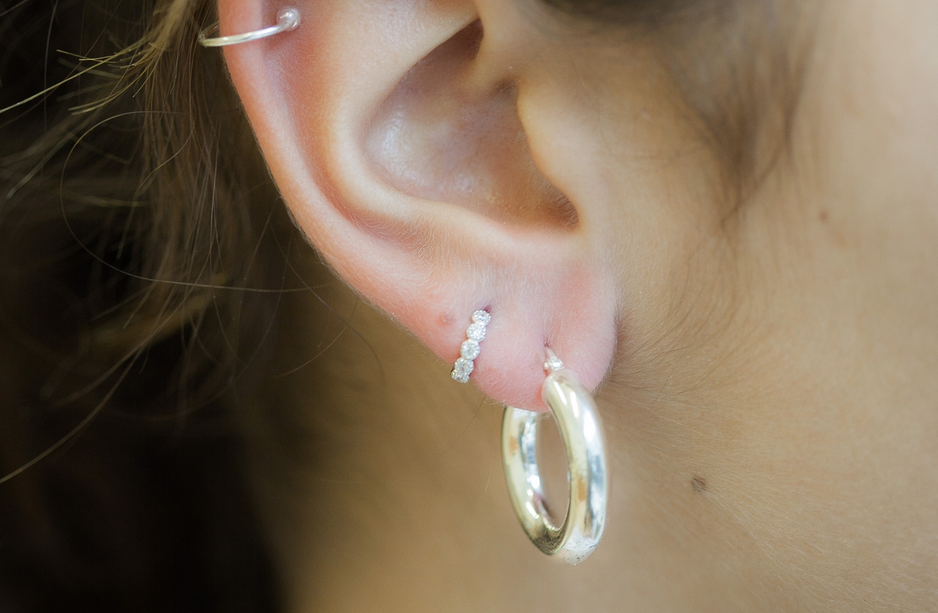 Boucles D'Oreilles, Anneaux Et Chaînes En Métal Argenté - Garanti Sans Nickel - Neuf Avec Étiquettes