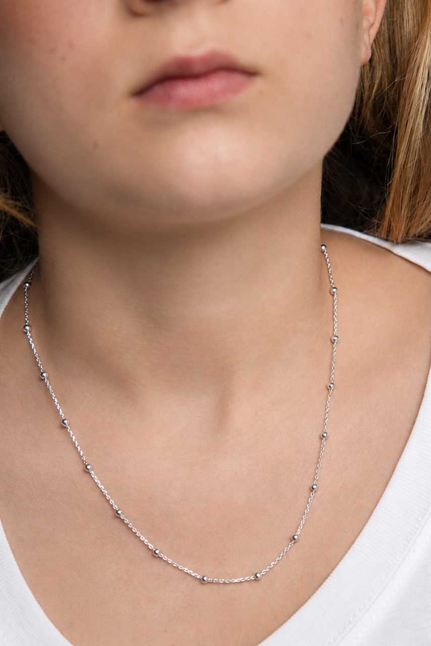 Collier Fin en Argent 925 avec Petites Boules – Élégance Minimaliste
