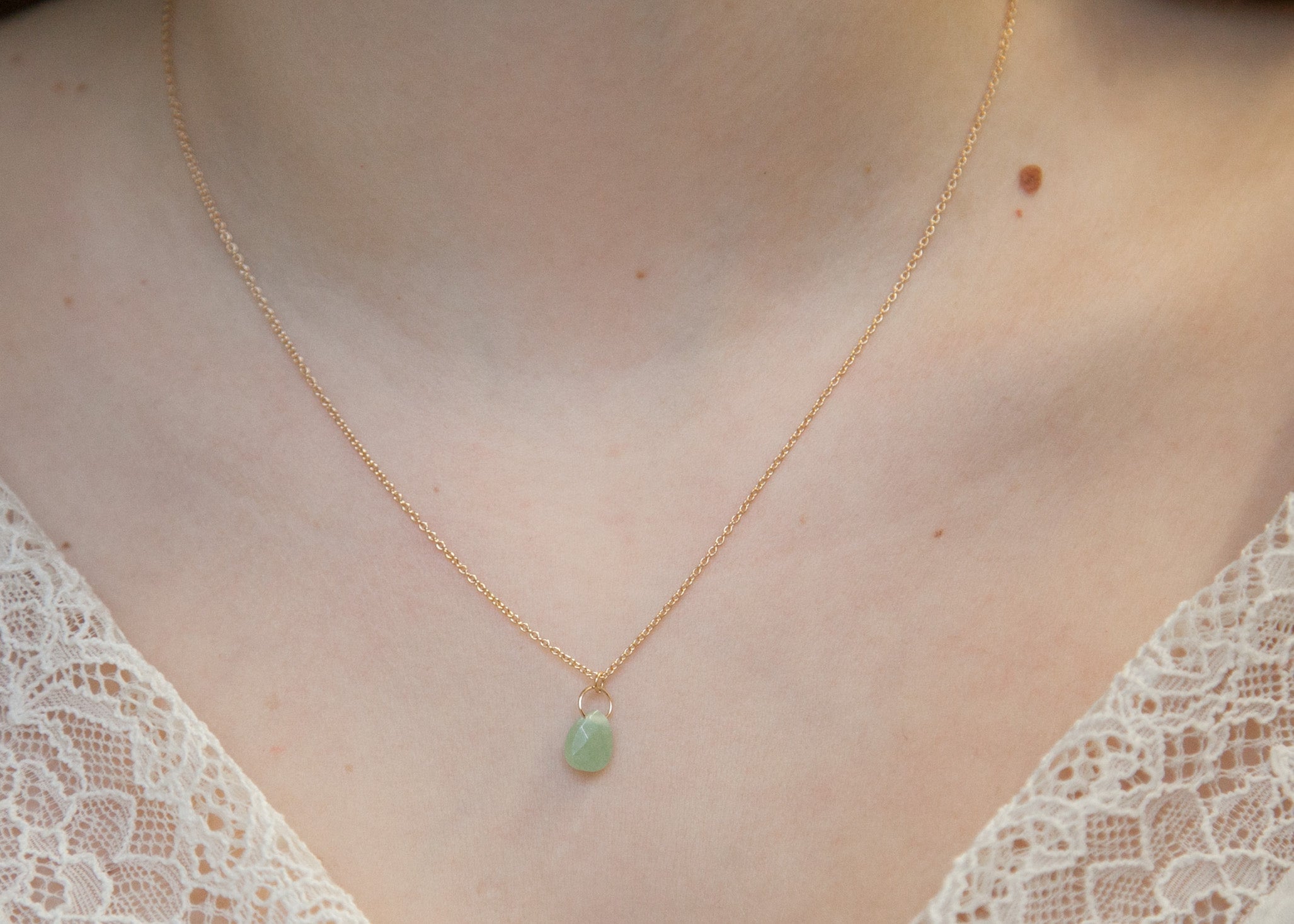 Pendentif goutte quartz fraise vert facetté doré, bijou pierre,pendent – Gingerlily Perles Pendentif goutte quartz fraise vert facetté doré, bijou pierre,pendent – Gingerlily Perles