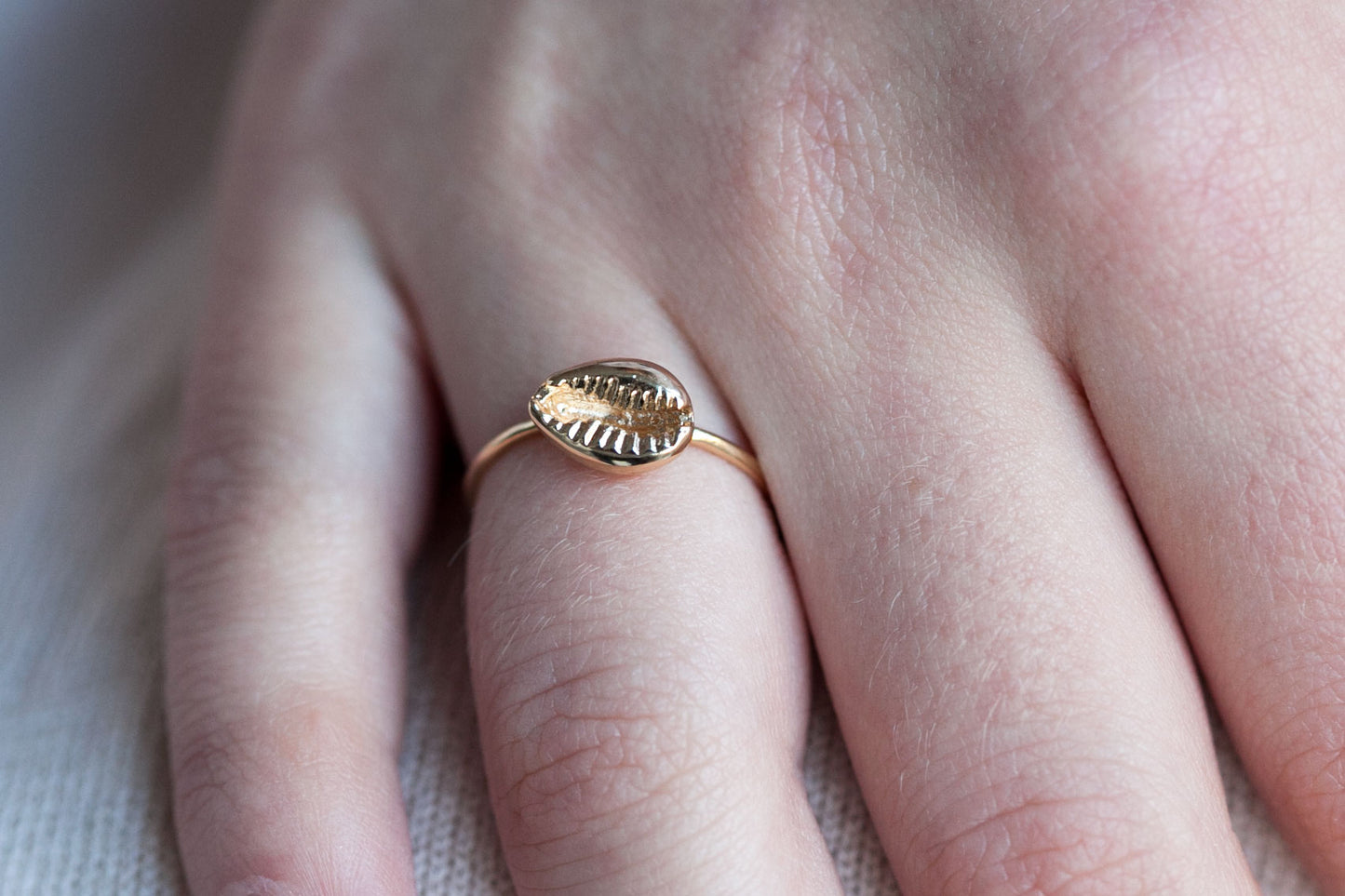 bague femme or coquillage
