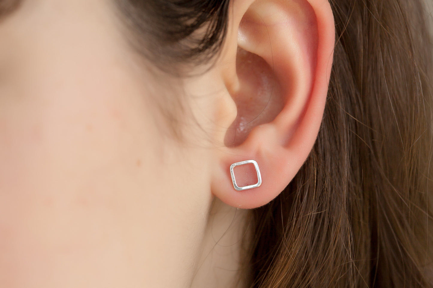 Boucles d'oreille carré en argent