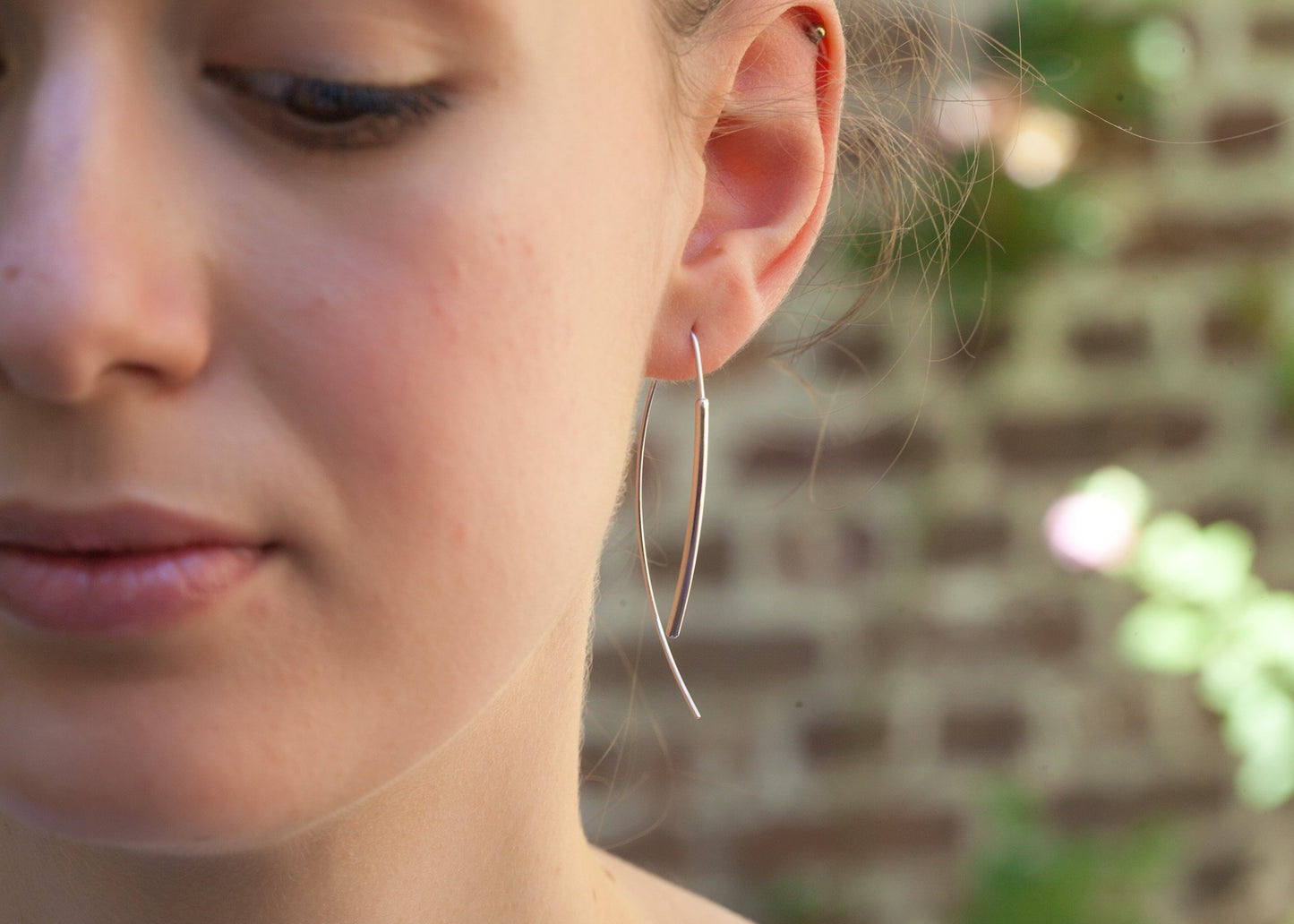 Boucles d'oreilles traversantes minimalistes en argent