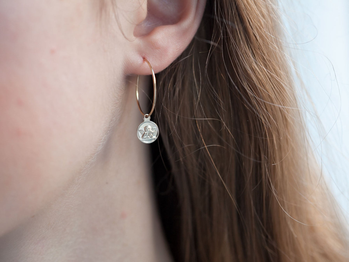 Boucles d'oreille créoles Ange plaqué or