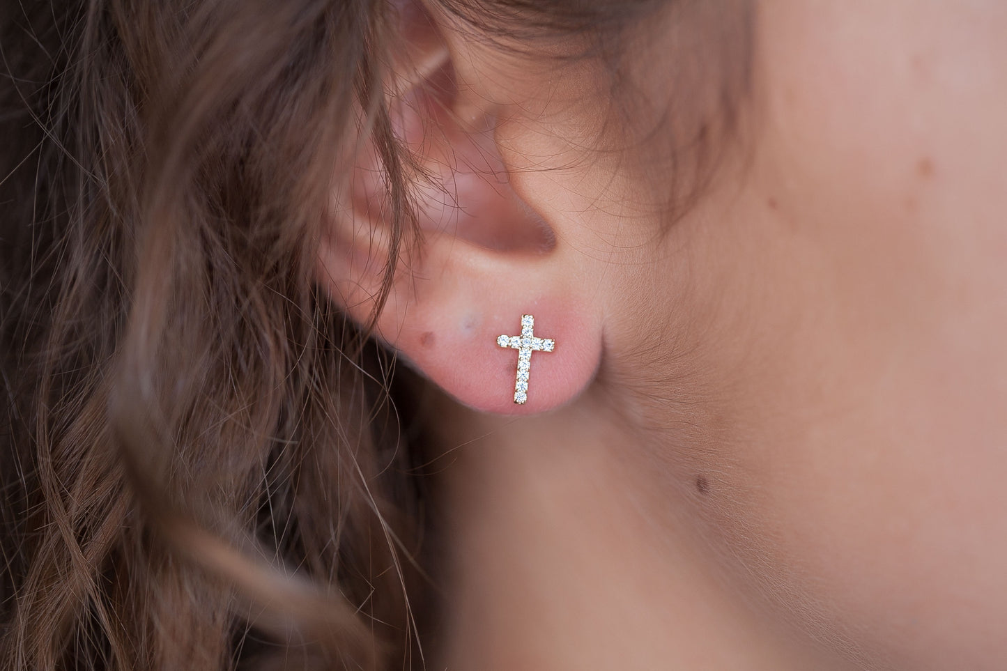 Boucles oreilles croix zirconia plaqué or