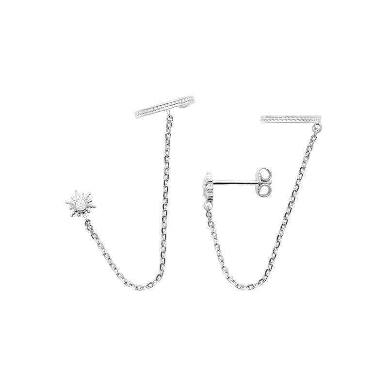 Boucle d'oreille reliée à un Earcuff en argent