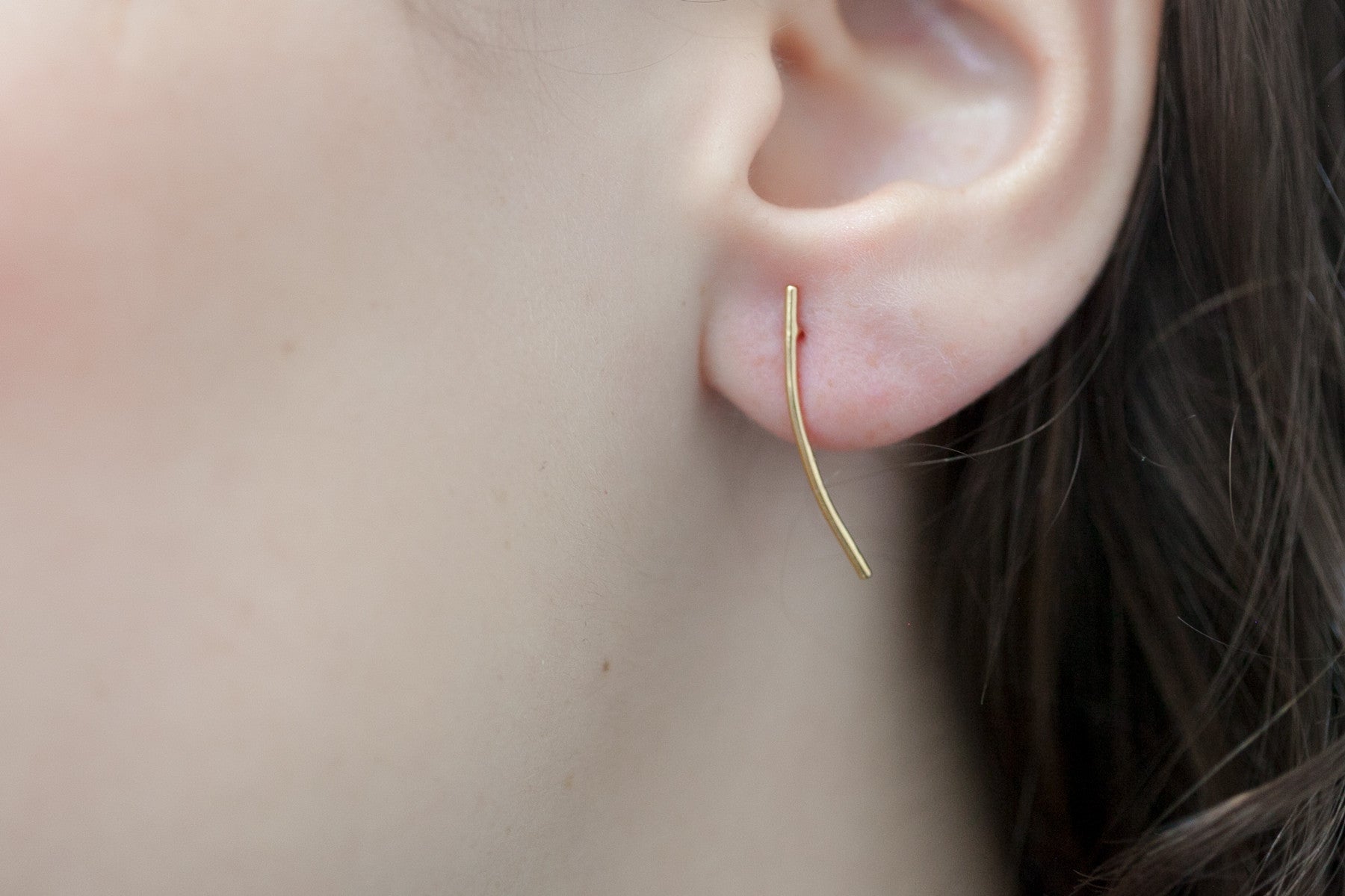 Boucles D'oreilles Minimalistes En Grenat Plaqué Or Jaune - Pierres Naturelles, Dormeuses, Neuf Avec étiquettes