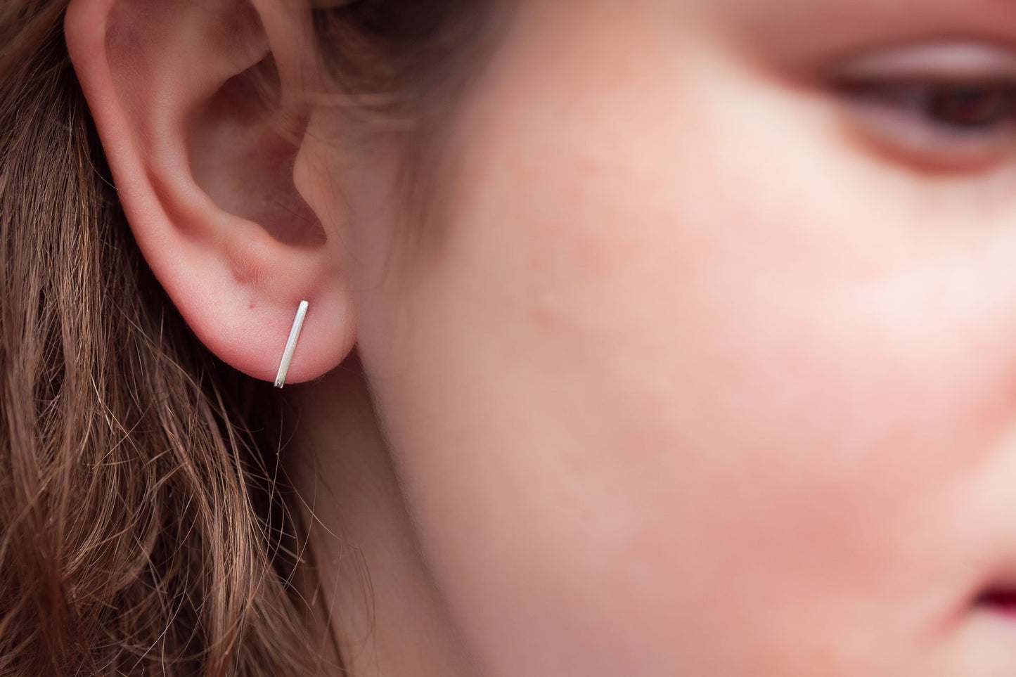 Boucles d'oreilles barres discrètes en argent