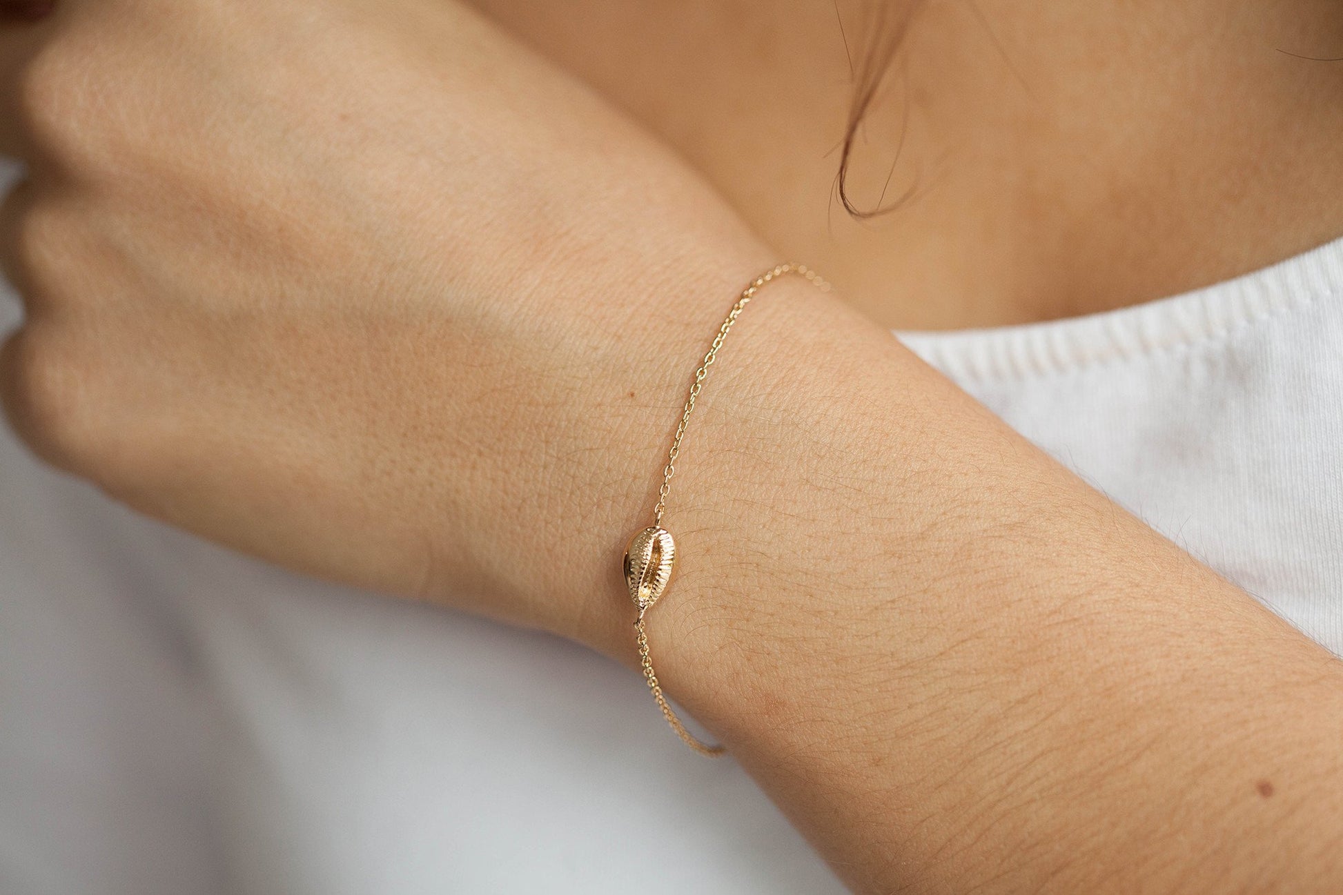 Bracelet coquillage plaqué or