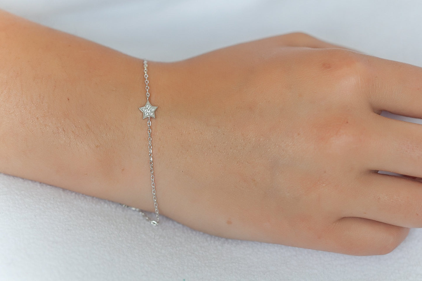 Bracelet étoile avec strass en argent