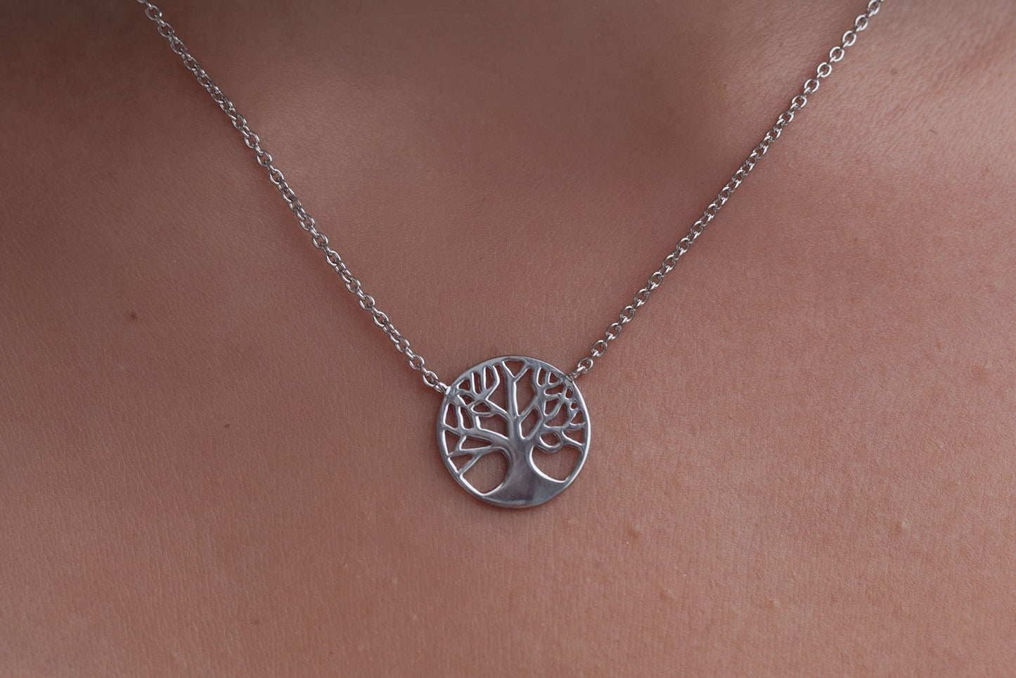 Collier arbre de vie en argent.