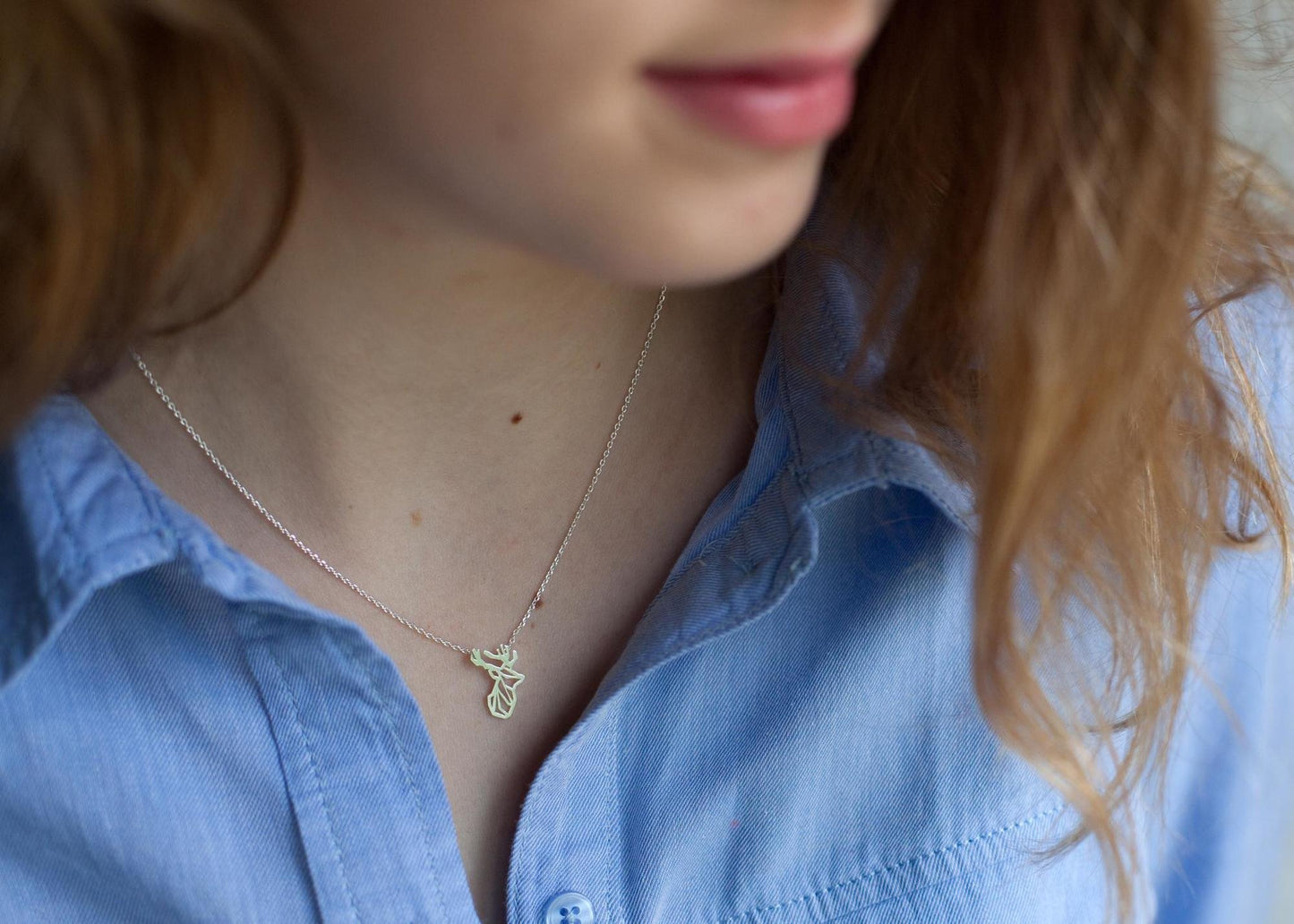 Collier tête de cerf argenté