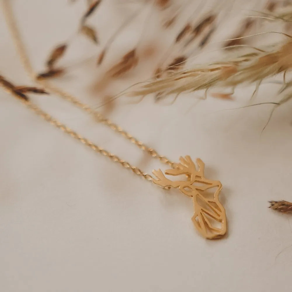 Collier tête de cerf doré