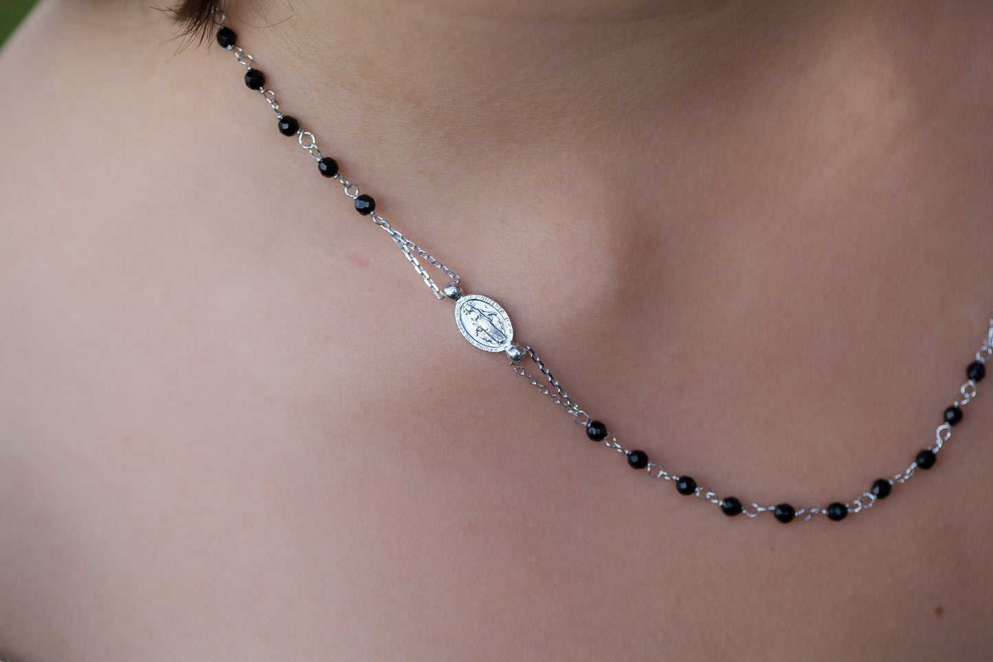 Collier chapelet vierge et croix en argent