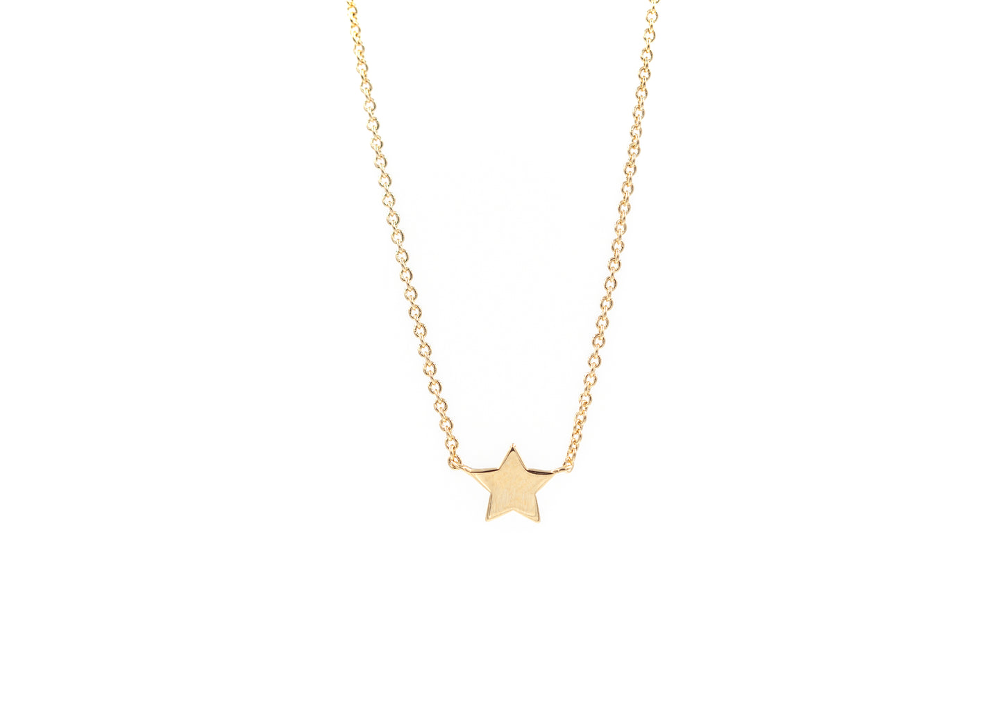 Collier avec petite étoile plaqué or
