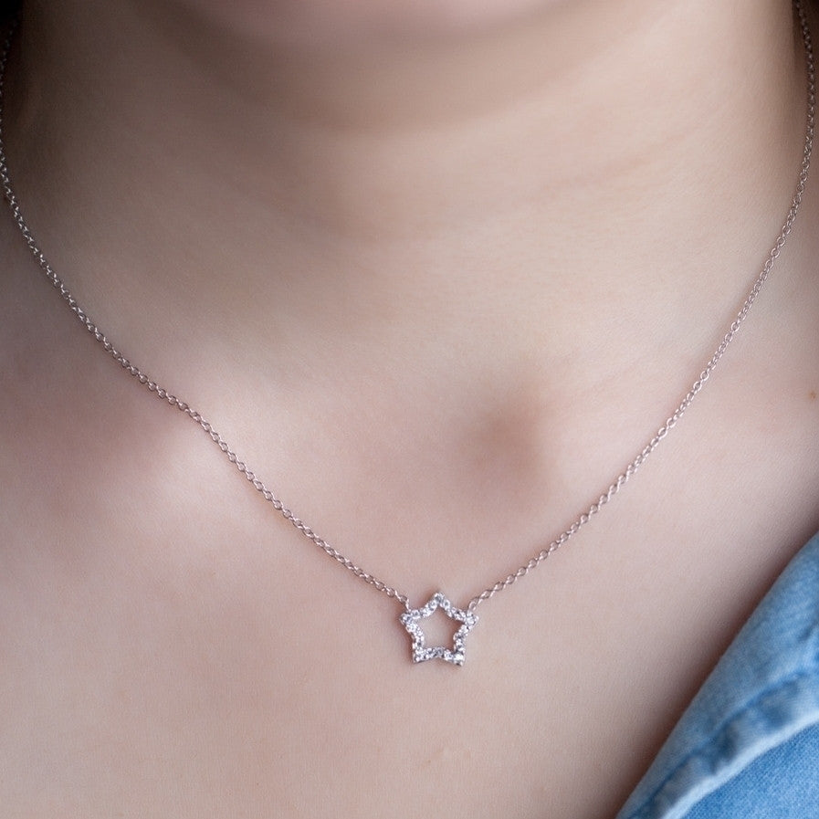 Collier étoile en argent et zircons
