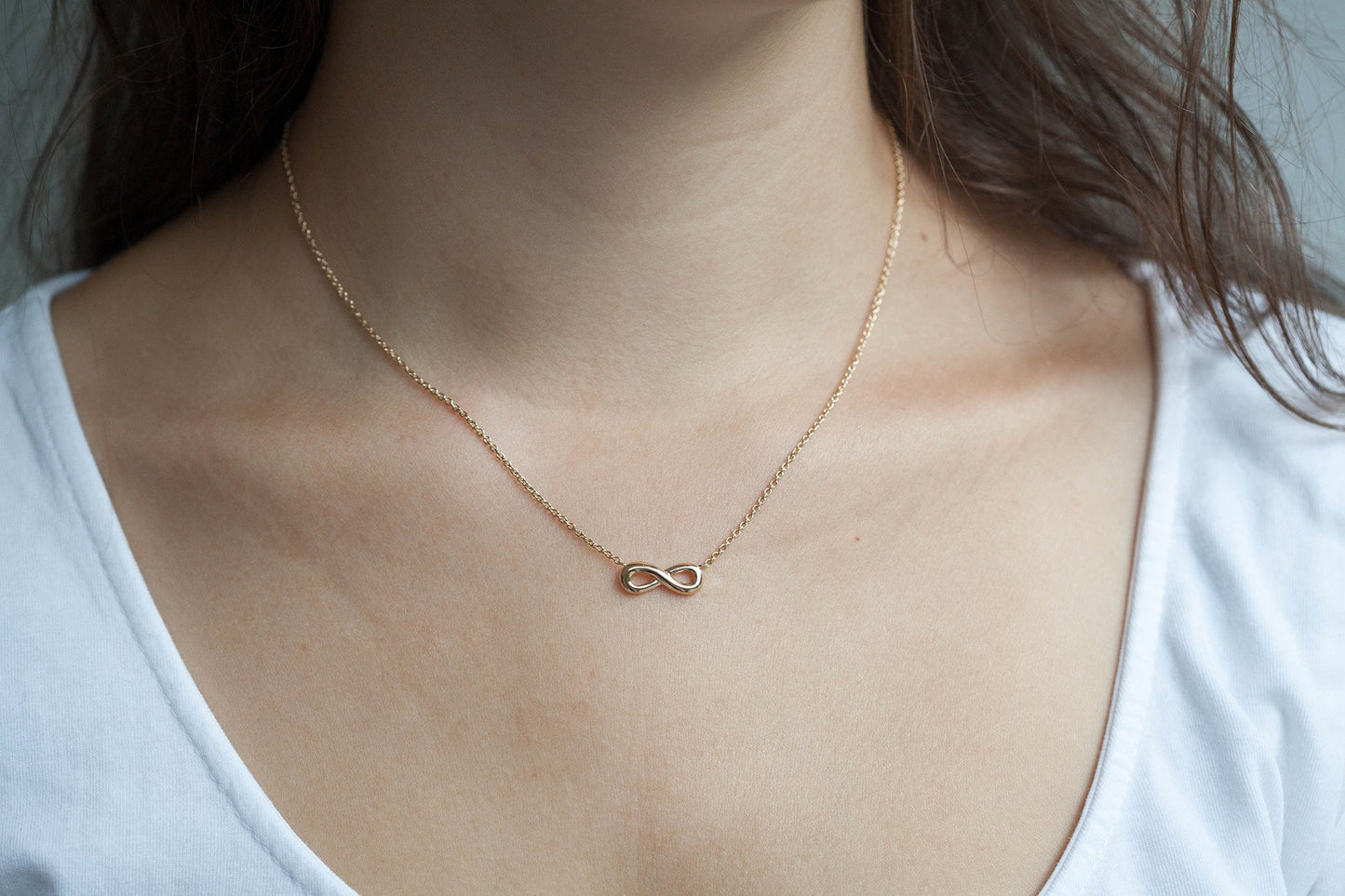 Collier infini plaqué or à voir!