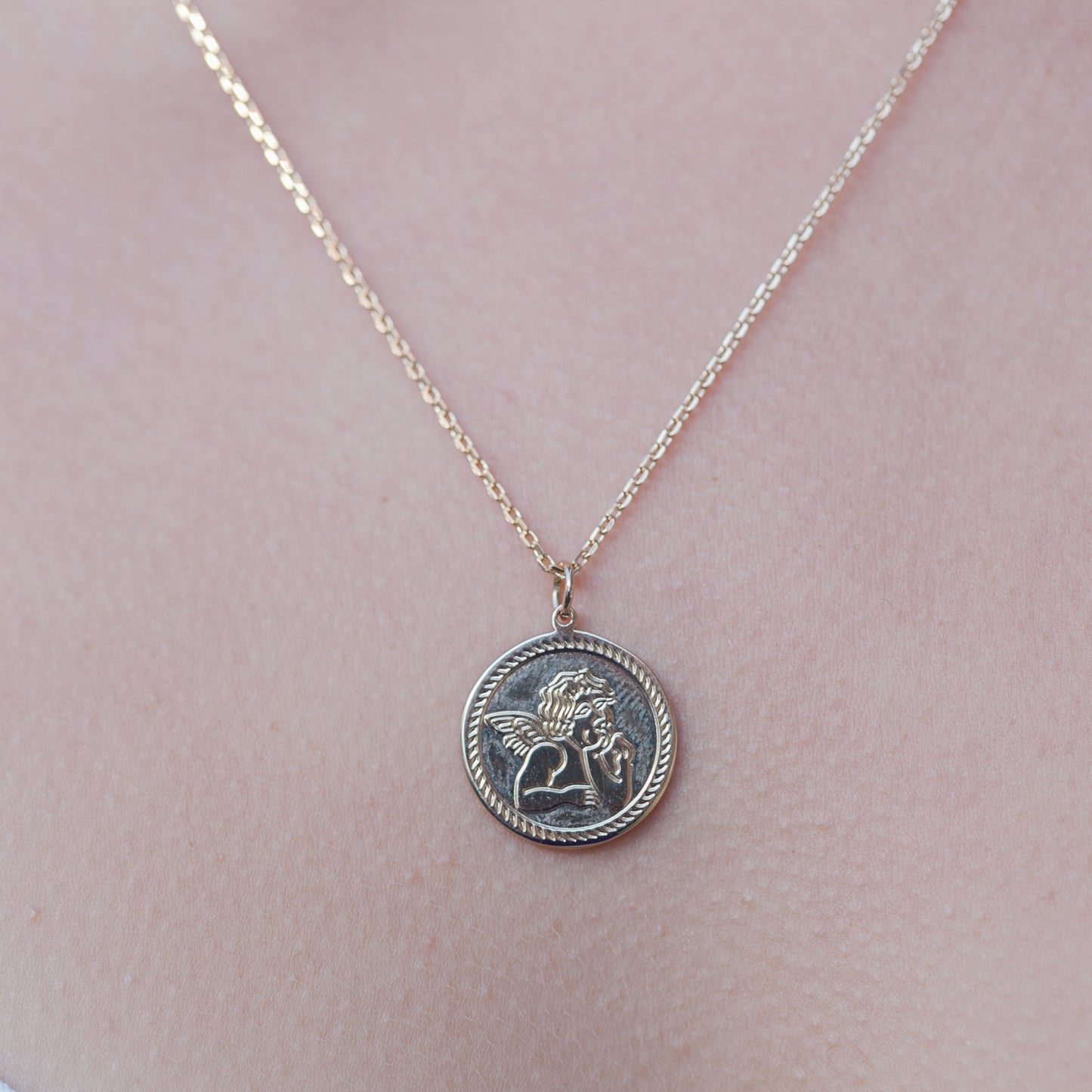 Collier Médaille Ange plaqué or