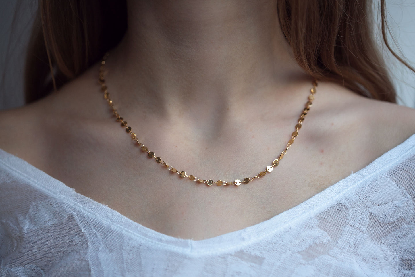 Collier petites pastilles plaqué or