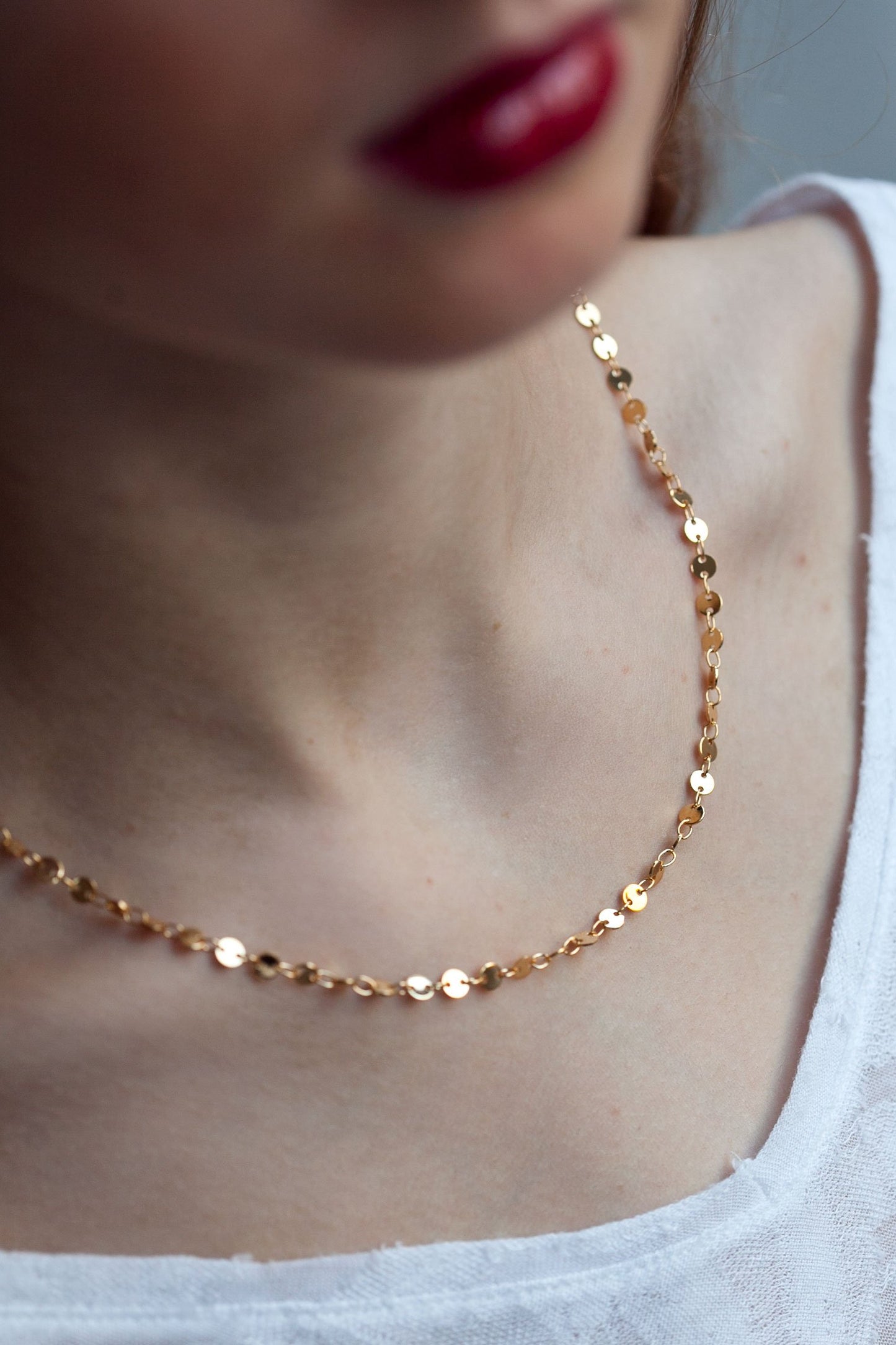 Collier petites pastilles plaqué or