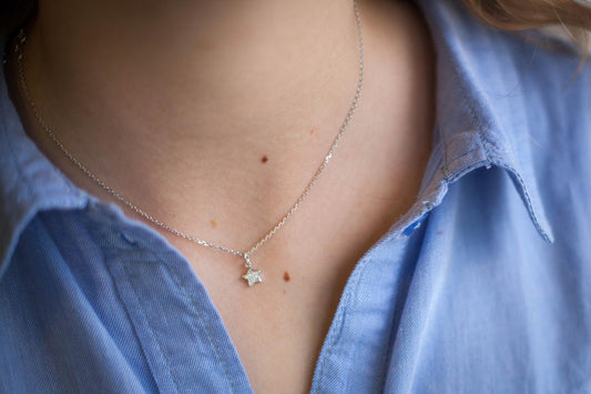 Collier en argent massif avec pendentif étoile