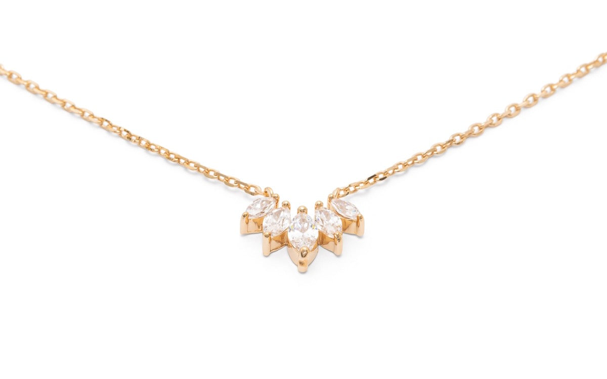 Collier serti de 5 petites pierres plaqué or
