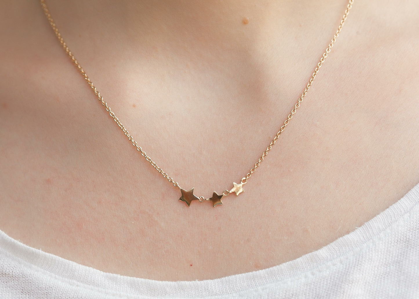 Collier 3 petites étoiles plaqué or