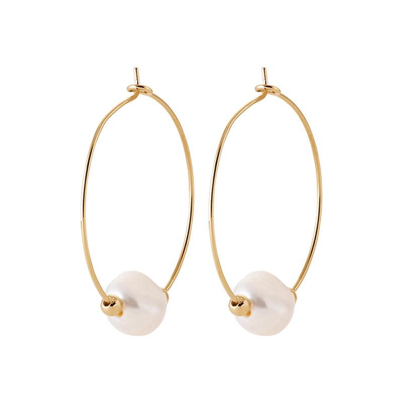 Créoles perle d'eau douce plaqué or