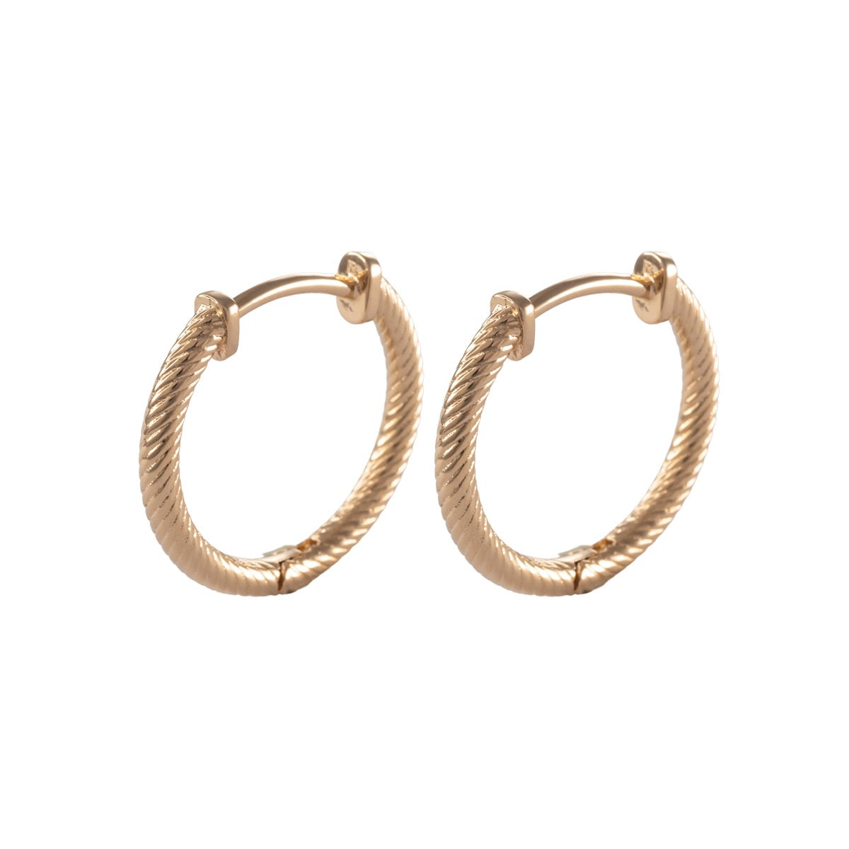 Boucles d'oreilles créoles ciselées plaqué or