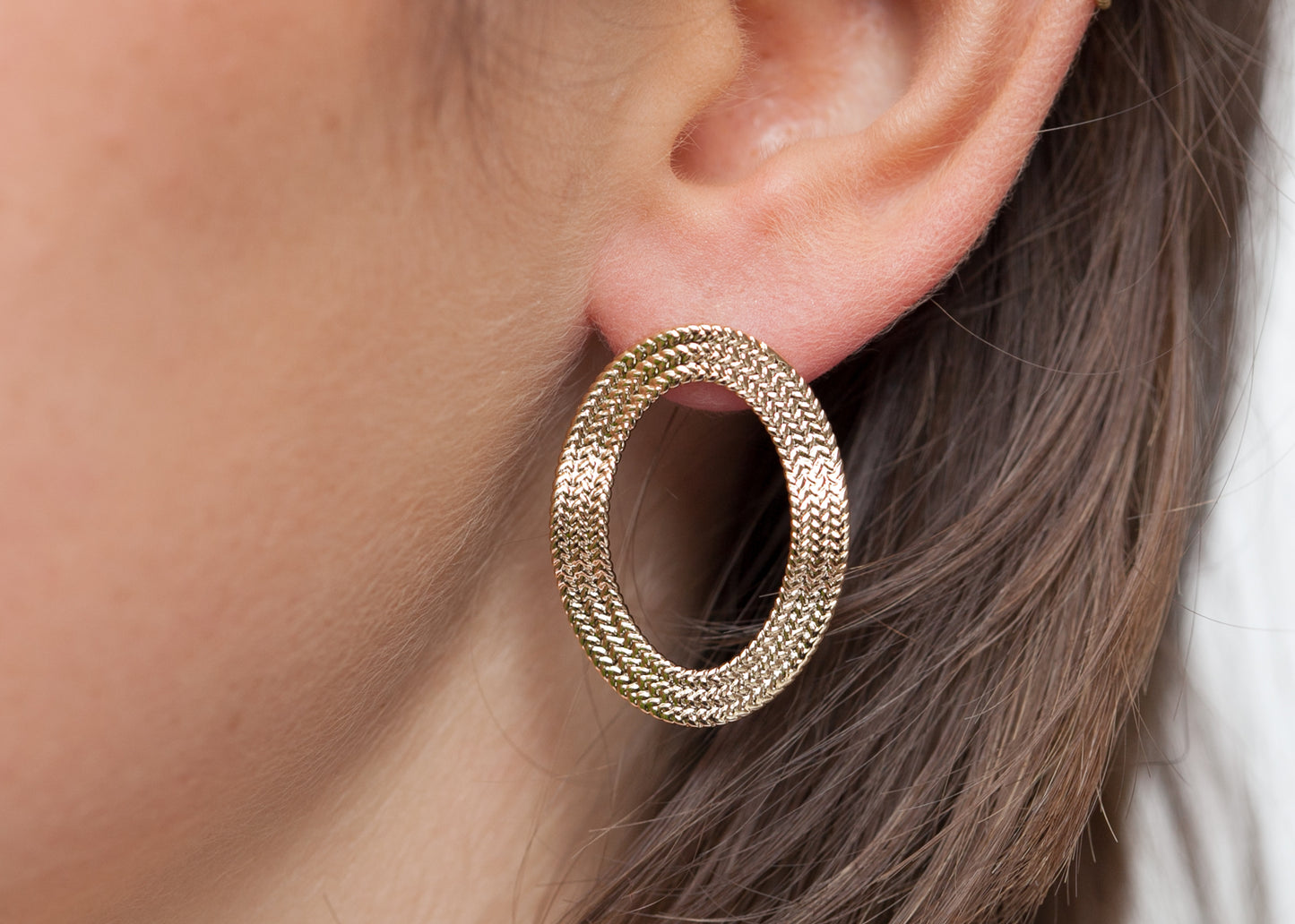 Grandes boucles d'oreilles ovales plaqué or
