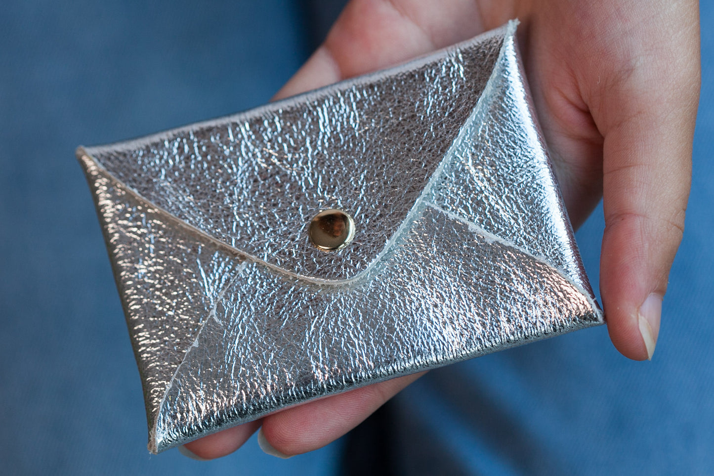 Porte-cartes en cuir brillant