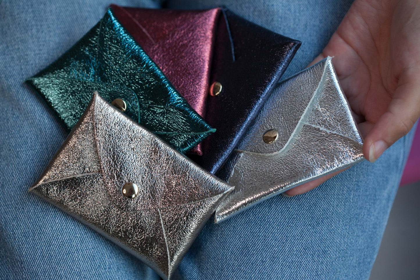 Porte-cartes en cuir brillant