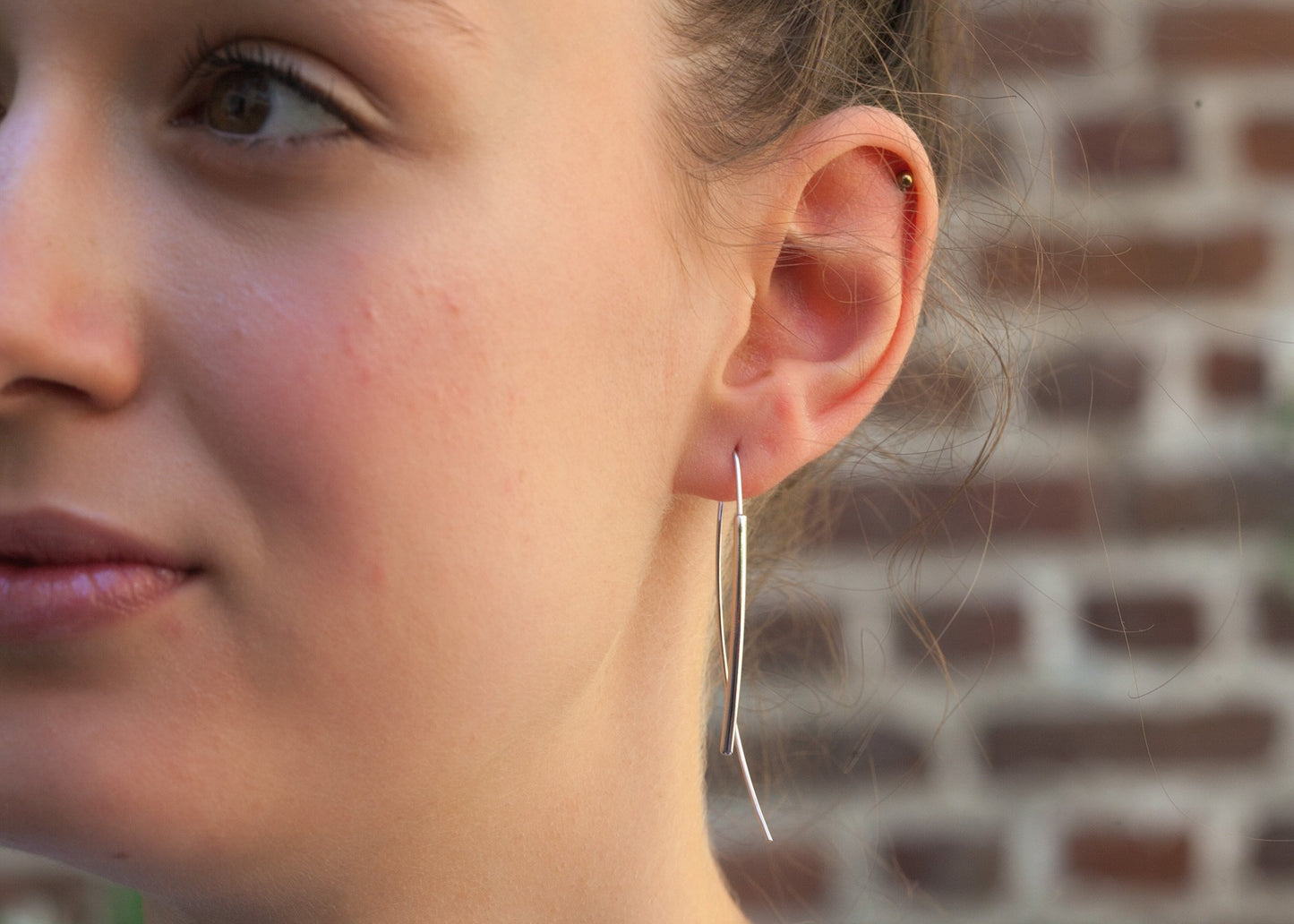 Boucles d'oreilles traversantes minimalistes en argent