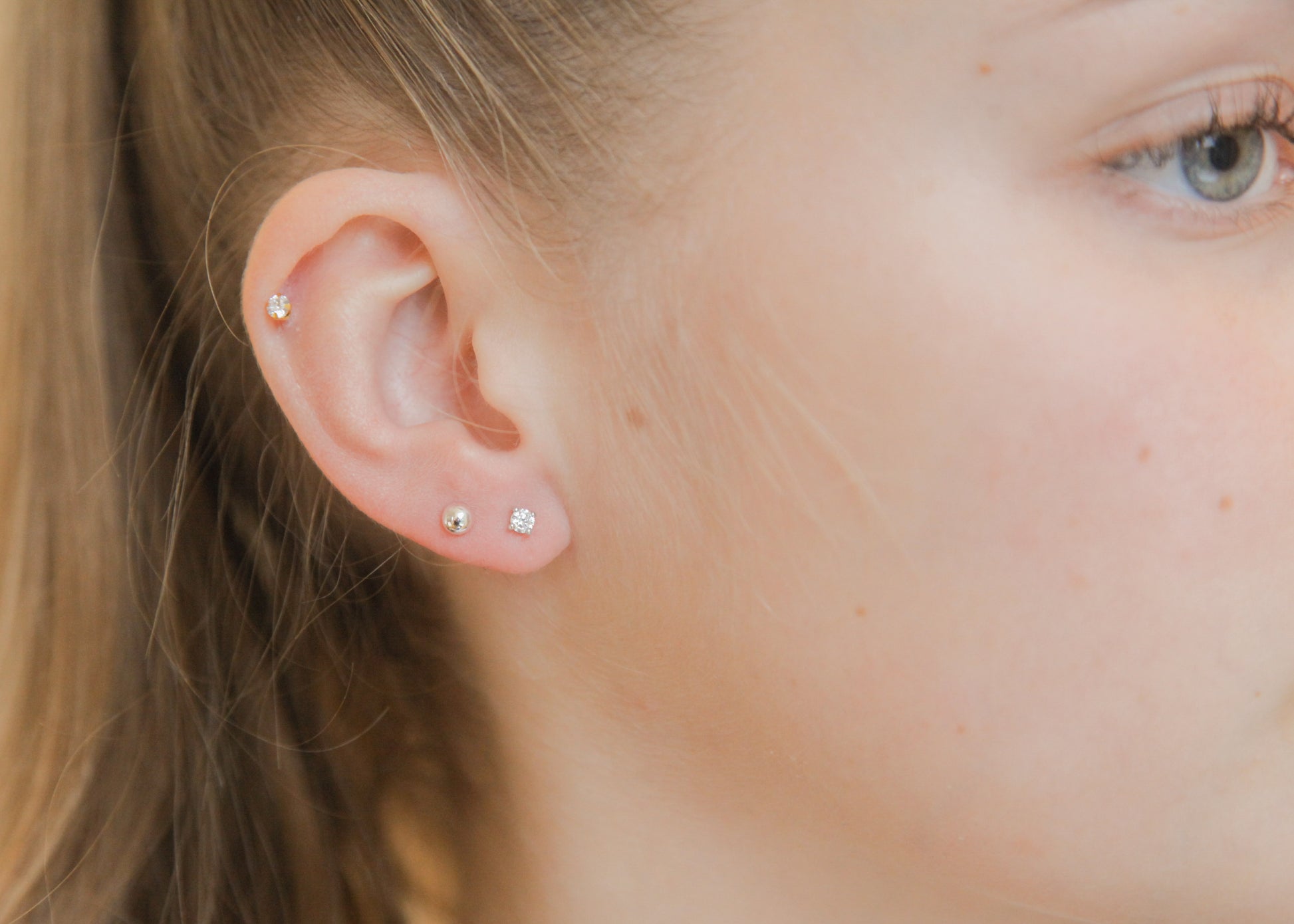 Boucles d'oreilles oxydes de zirconium blancs en argent