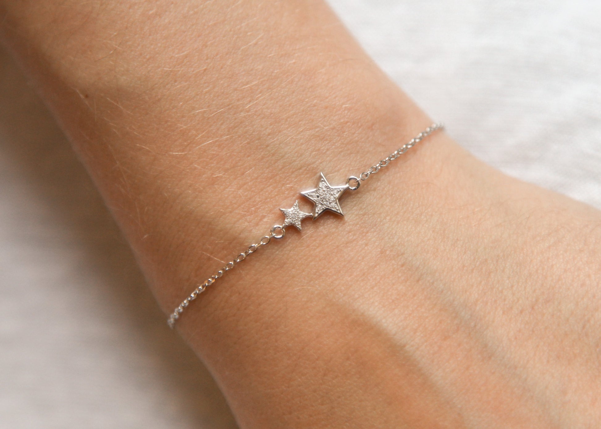 Bracelet étoiles avec strass en argent