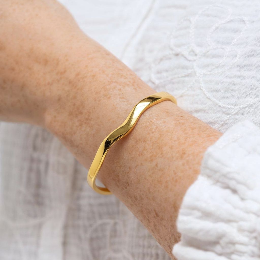 Bracelet jonc doré ondulé – acier inoxydable