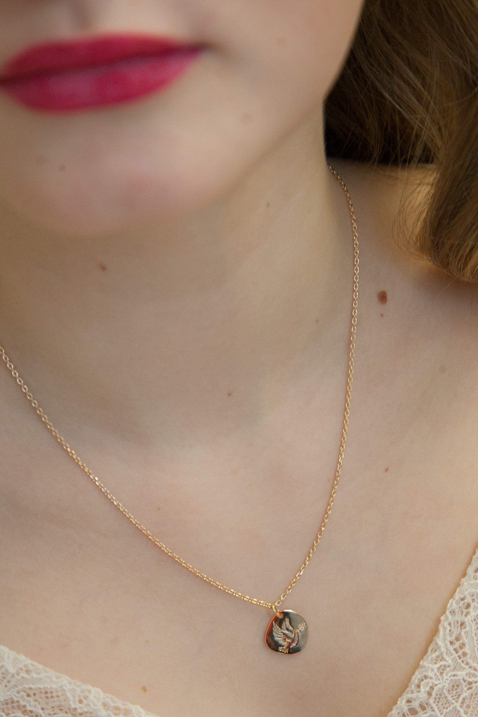 Collier Colombe de la paix plaqué or