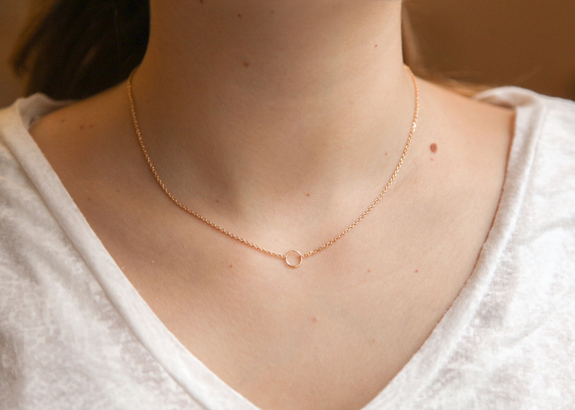 Collier tout petit rond plaqué or