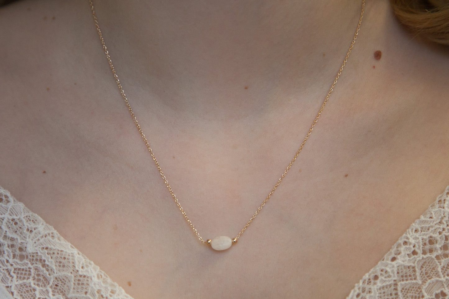 Collier pierre de lune plaqué or 18 carats