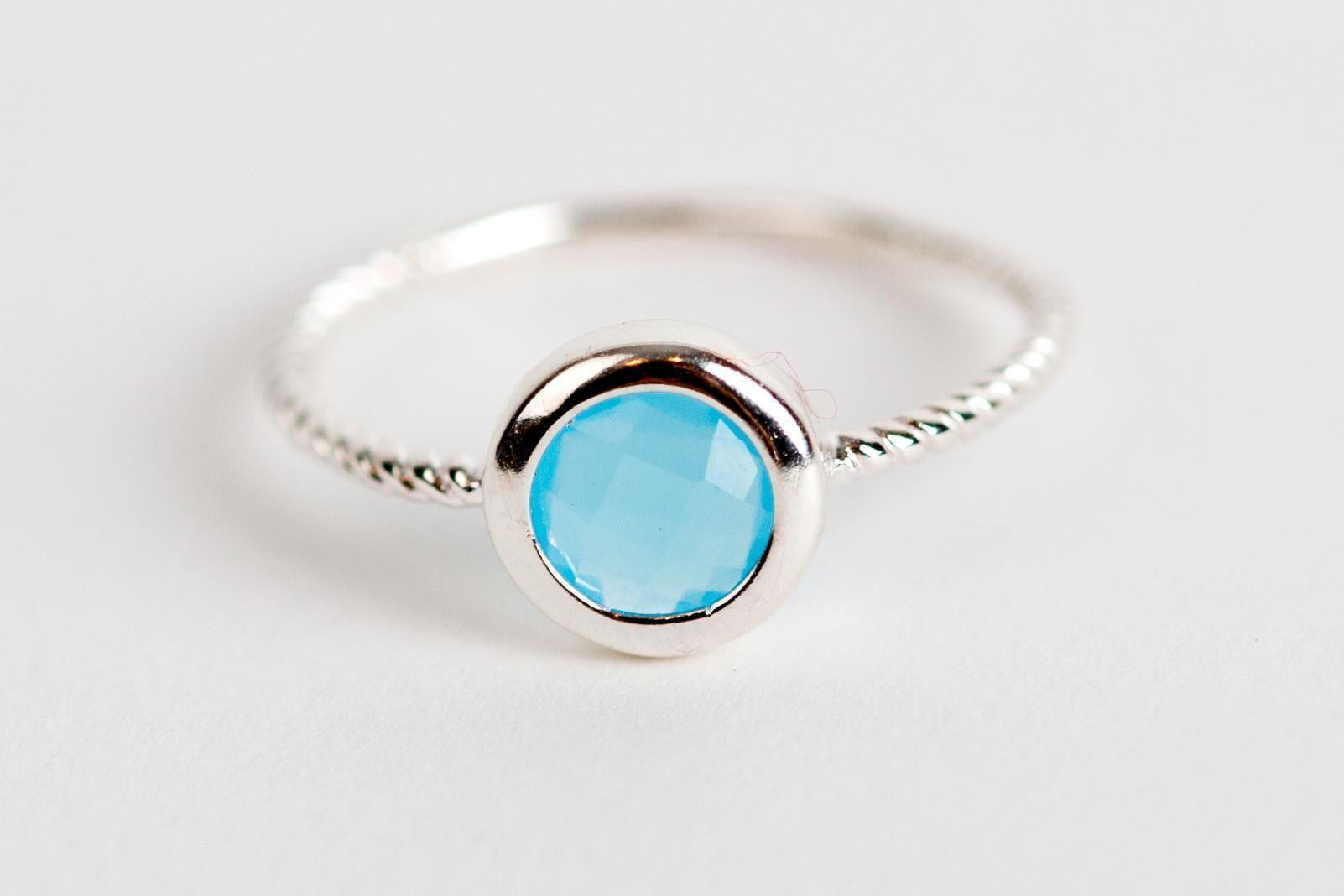 Bague en argent avec pierre turquoise