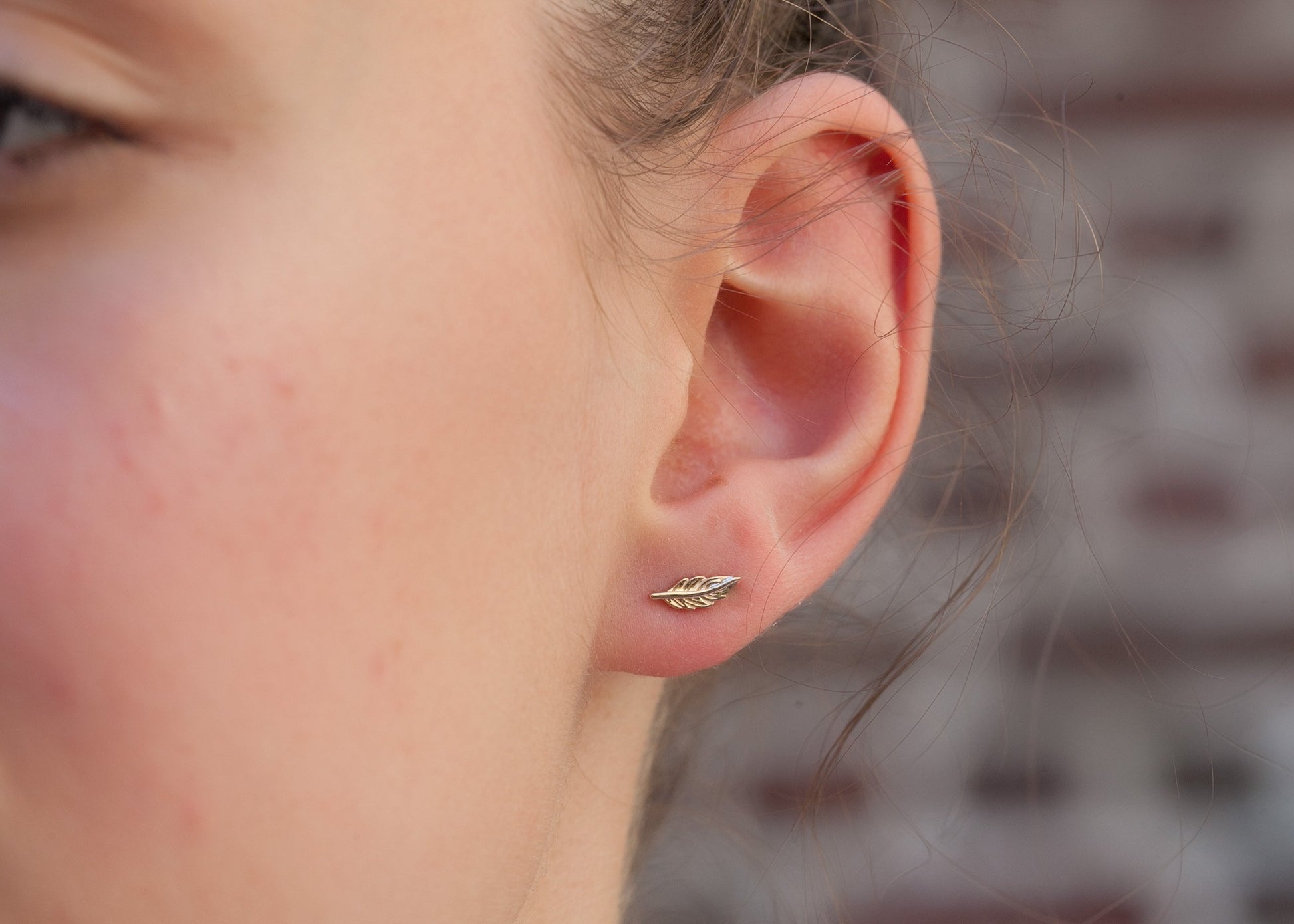 Boucles d'oreilles plume plaqué or
