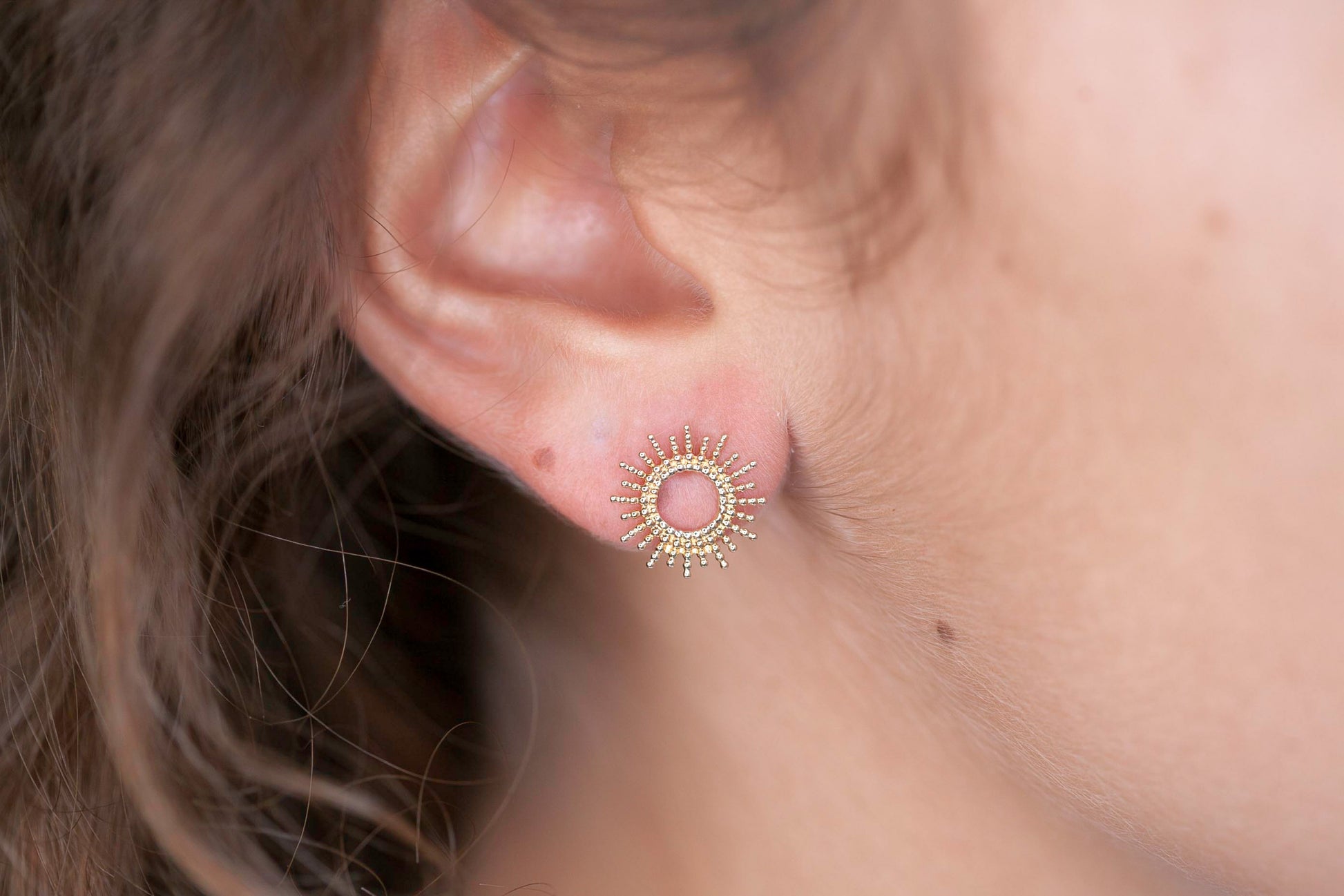 boucle d'oreille pierre de soleil , perle ronde facettée 10 mm - Boucle d' oreille/Pierre de soleil - Miracles minéraux