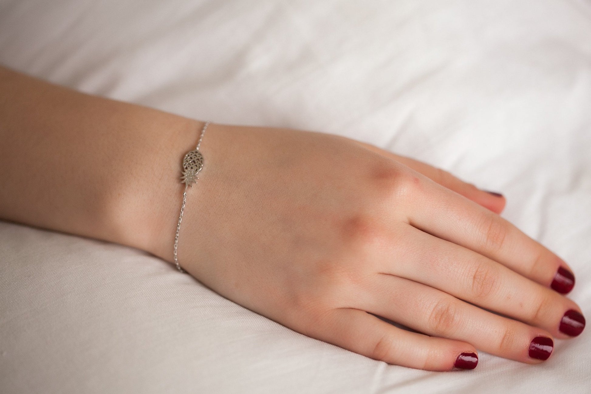 Bracelet ananas en argent.  Livraison gratuite