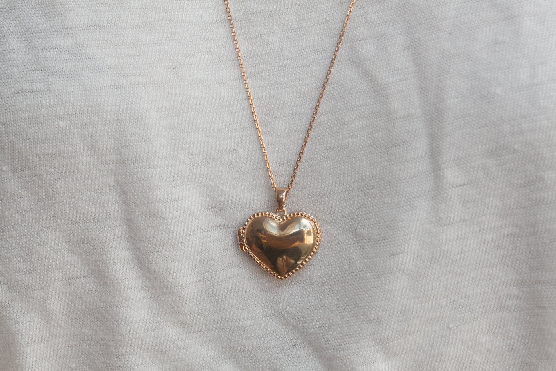 Collier pendentif porte-photo coeur plaqué or