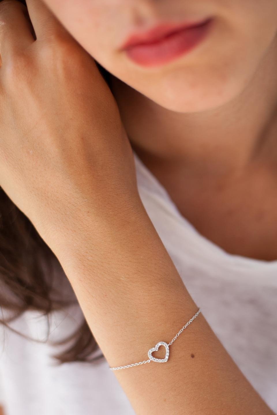 Bracelet coeur en argent massif serti de zircons
