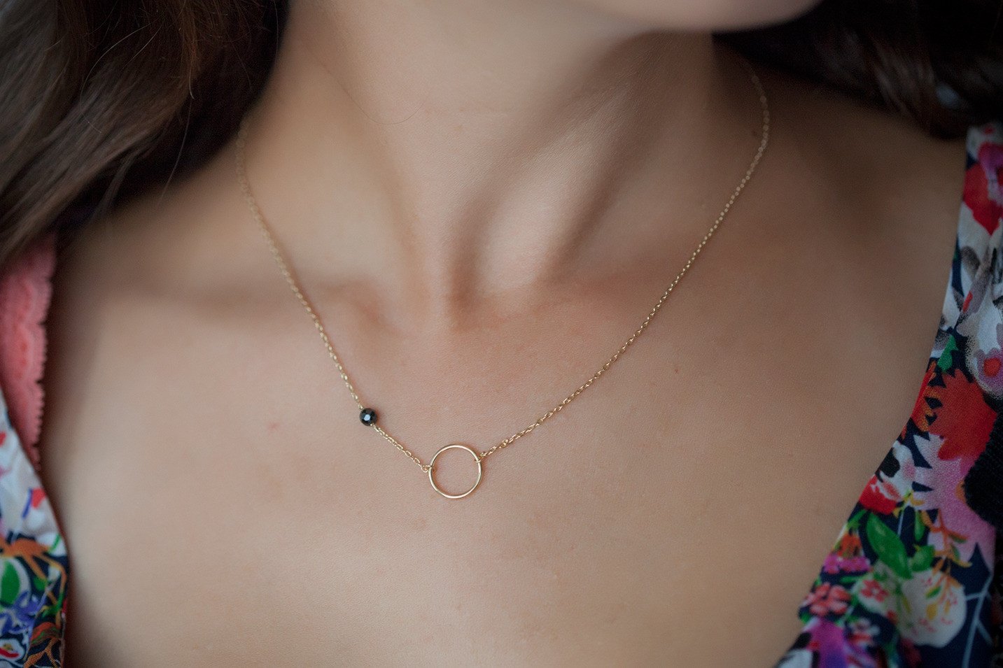Collier un rond et pierre plaqué or