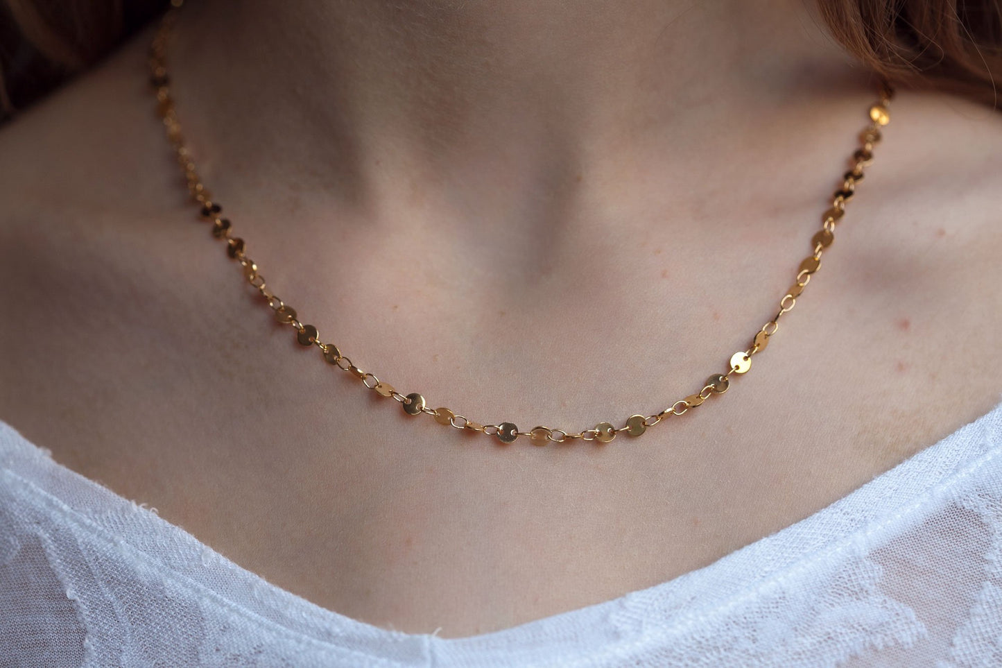 Collier petites pastilles plaqué or