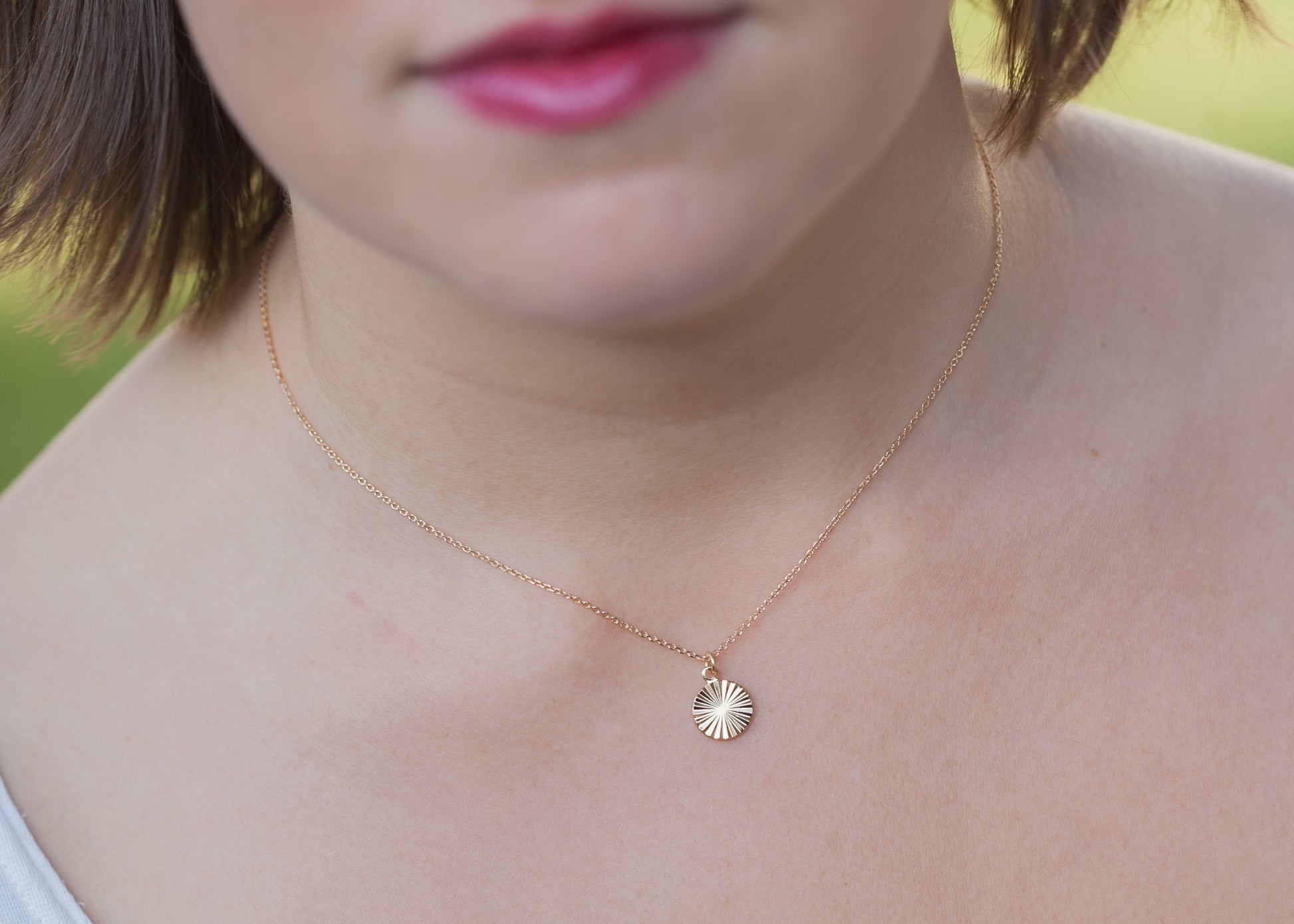 Collier pastille soleil plaqué or