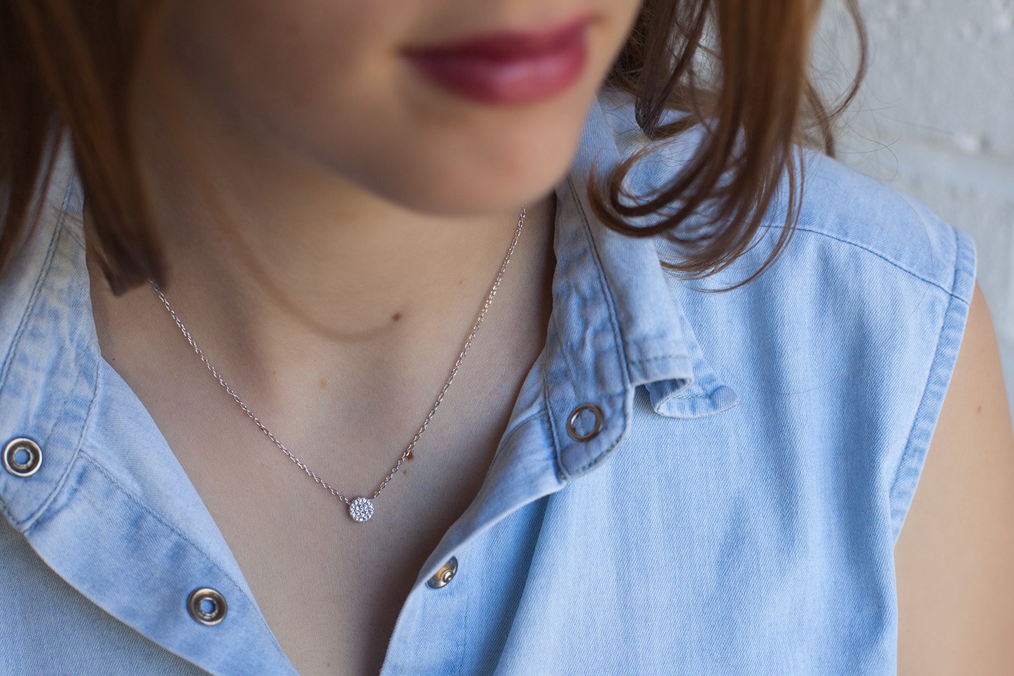 Collier petit rond serti de zircons en argent