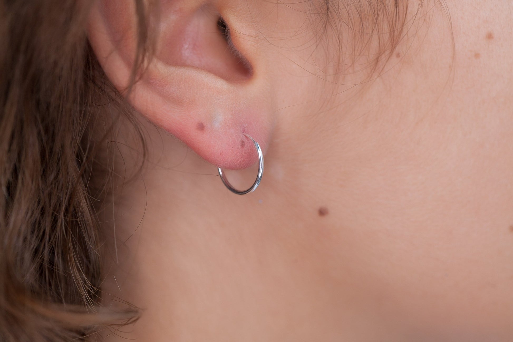 Petites créoles classiques en argent