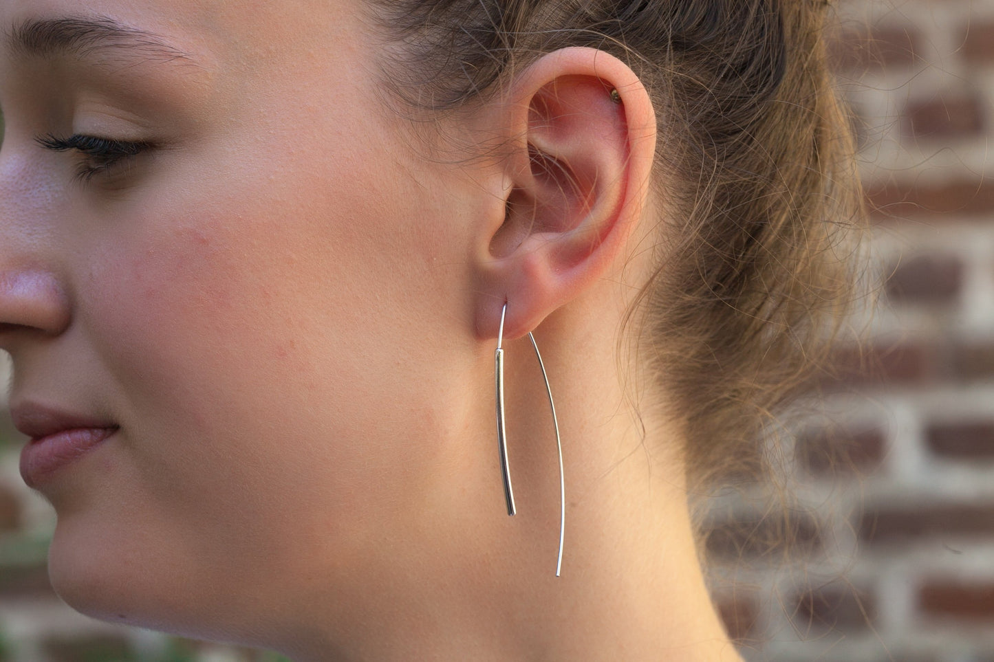 Boucles d'oreilles traversantes minimalistes en argent